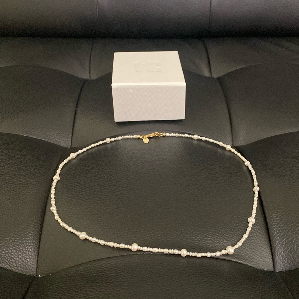 NWT Wolf Circus Pearl Necklace